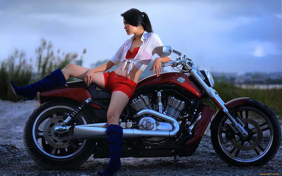 Beautiful girls and motorcycles in Noida