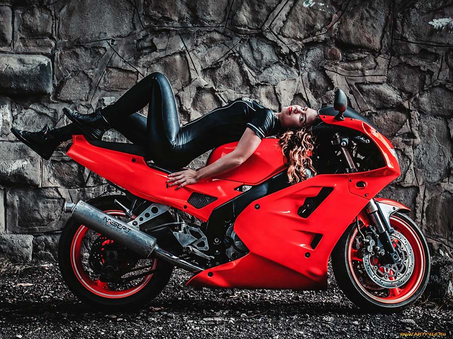 Beautiful girl Beautiful girls and motorcycles in Noida