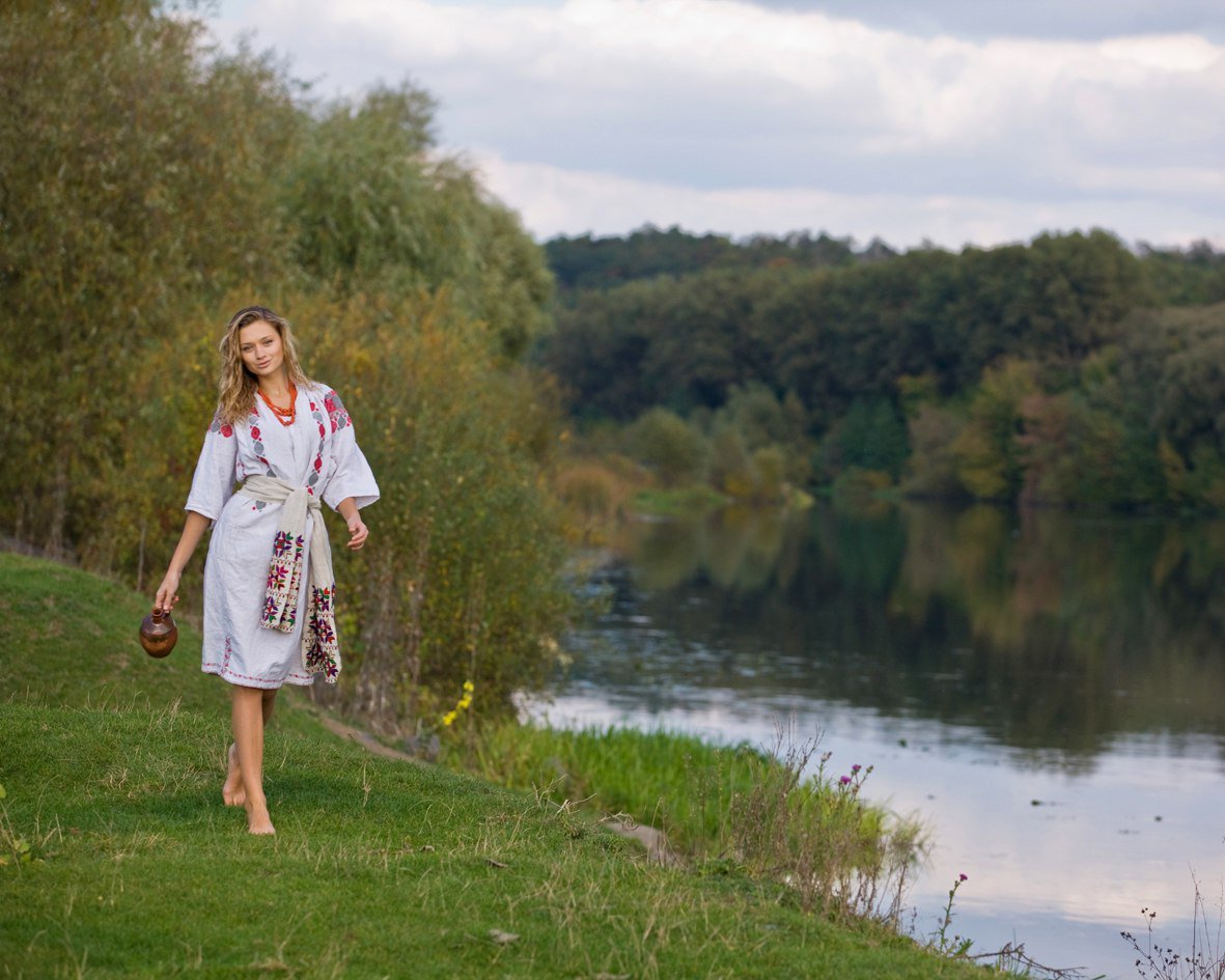 Nude girl Slavic women in Noida